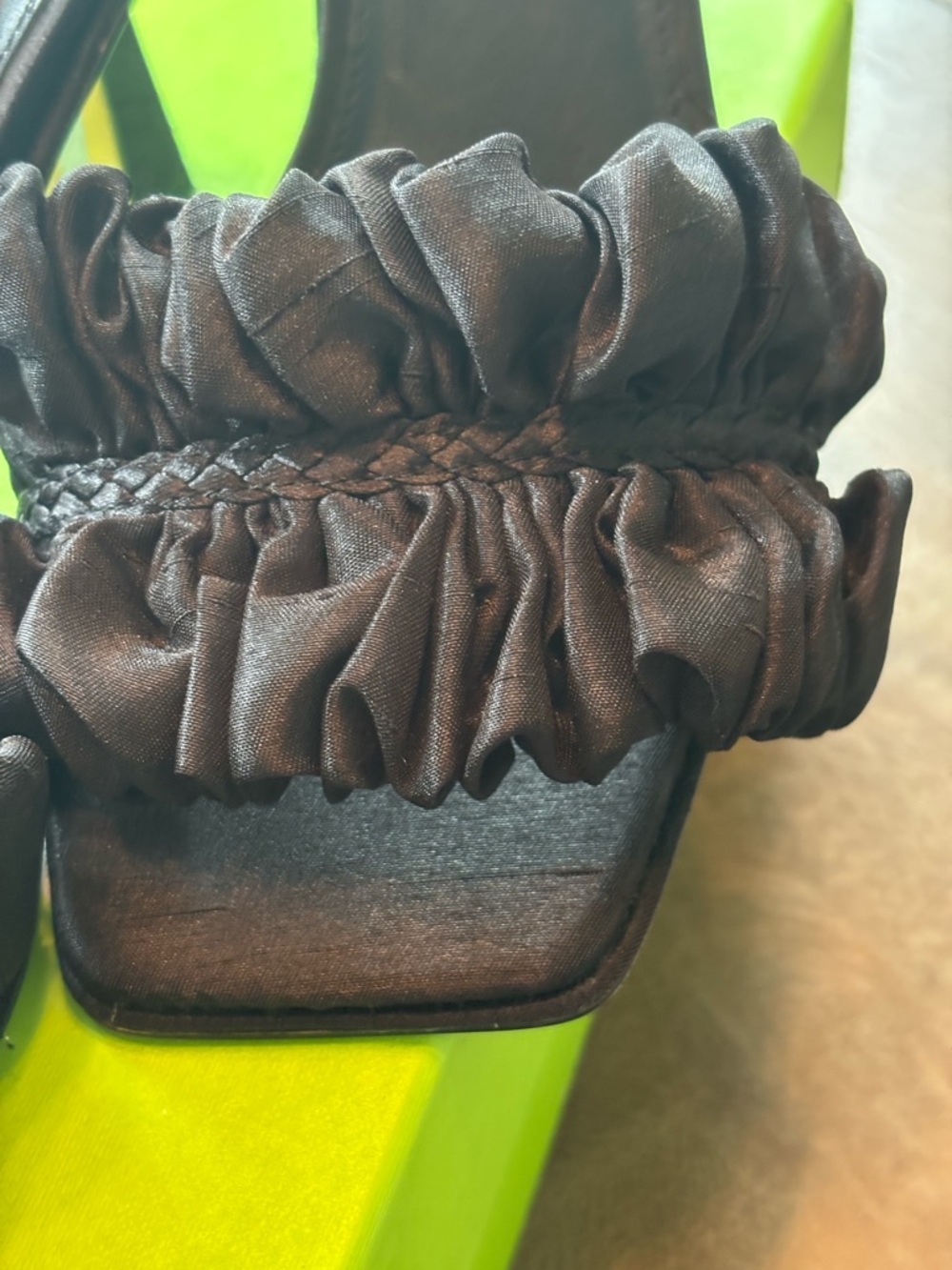 Sam Edelman Black Ruched Slide Mules - Picture 6 of 9